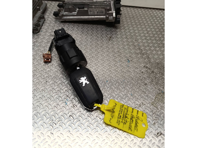 Комплект блоков управления 0281034189, 9806460480   Peugeot Partner III