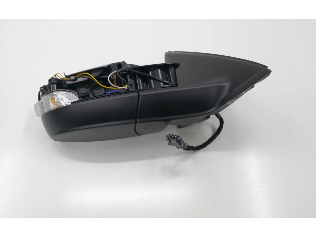 Зеркало электрическое Skoda Fabia Mk3 (NJ) 2015 - 2021 года