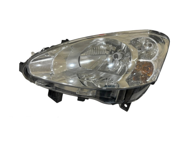 Передняя фара