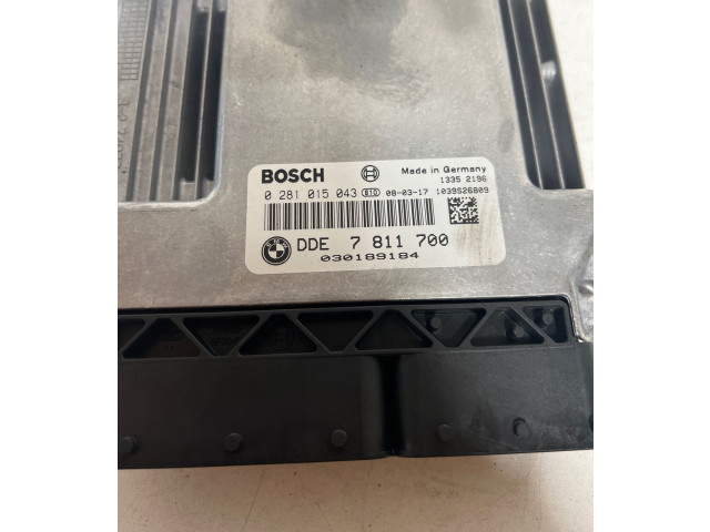 Řídící jednotka 7811700, 0281015043 BMW 1 E81 E87 2007