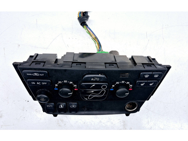 Блок управления климат-контролем 8697140, 04W47E01   Volvo V70