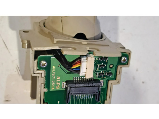 Включатель скорости стеклоочистителей 31456044, 31394010   Volvo V70