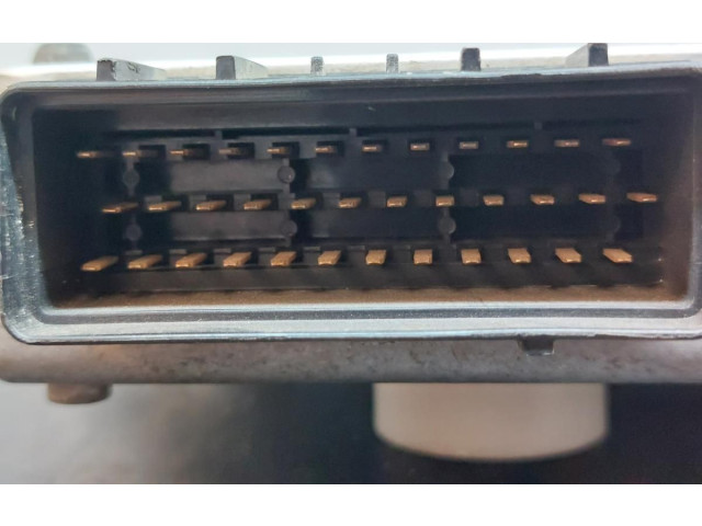 Блок управления двигателя MKC104031, FG   Rover 100