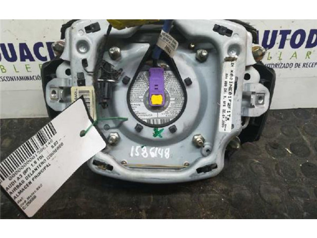 Подушка безопасности водителя Audi A3 S3 8L