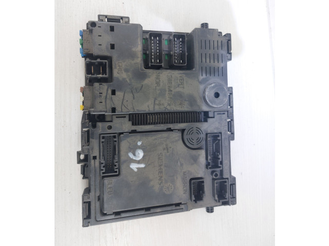 Блок предохранителей S108551300H, 9640091280 Peugeot 406