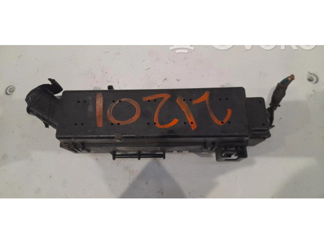 Блок предохранителей 56047668AC   Jeep Cherokee III KJ    