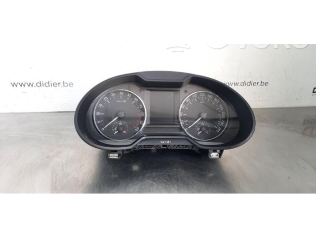 Панель приборов 5E0920751C   Skoda Octavia Mk3 (5E)       