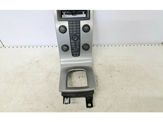 Блок управления климат-контролем    Volvo V50