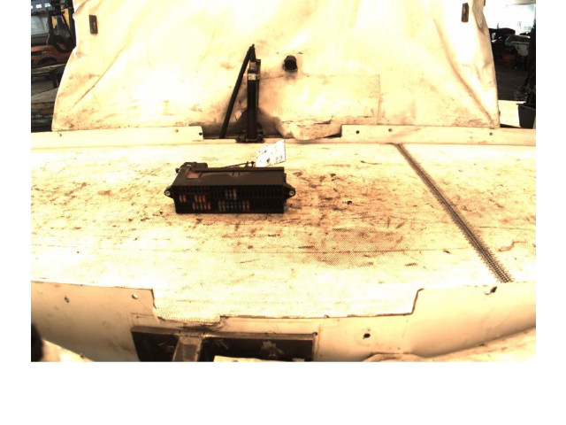   Pojistková skříňka    Volkswagen Tiguan 2008