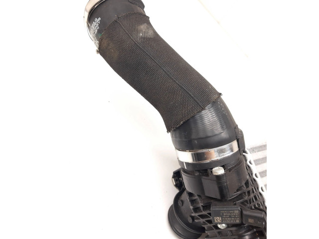 Интеркулер 95B145803G, T95B359 Porsche Macan