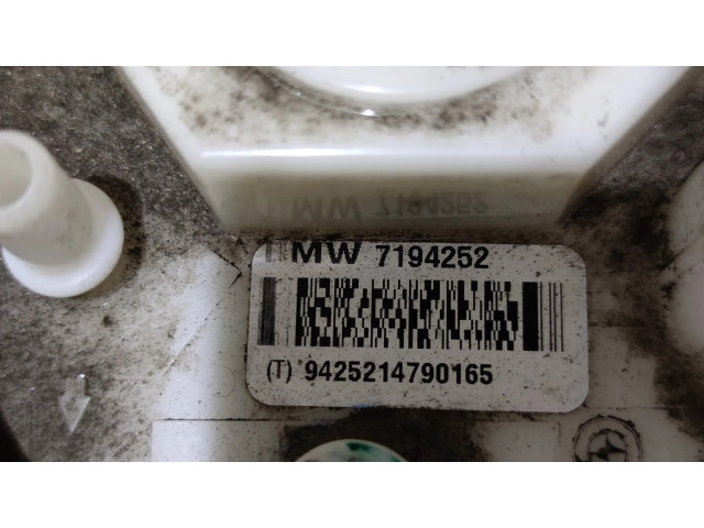 Vstřikovací čerpadlo 7194252 BMW X6 E71 pro benzínový / Электричество motor 4.4 N63 B44 A