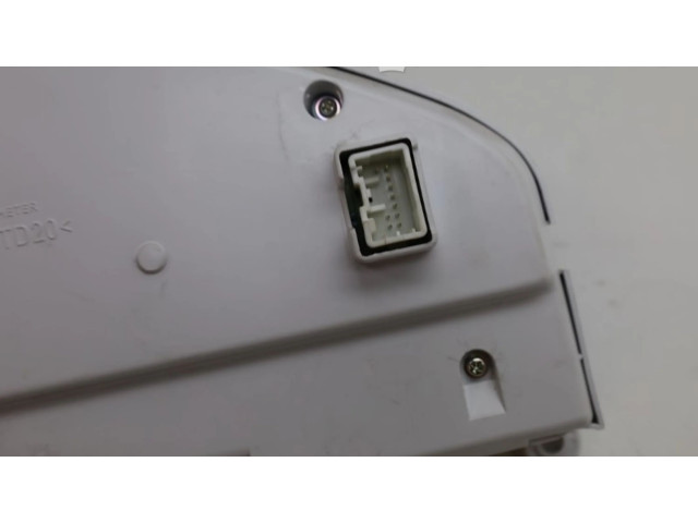 Панель приборов    Volvo V70       