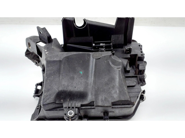 Pojistková skříňka A2465400182, A2465410905 Mercedes-Benz GLA W156 2015