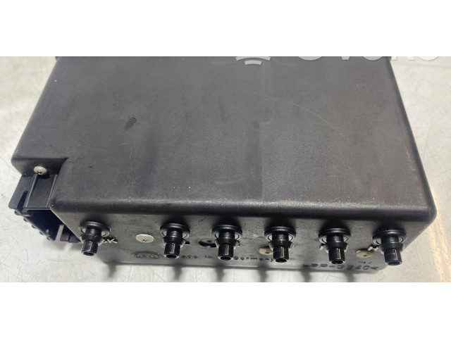 Přístrojová deska Mercedes-Benz E W210 1999 2105401248