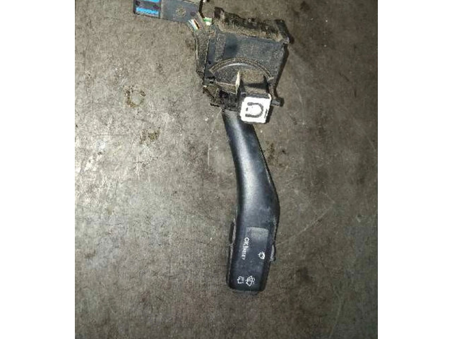 Ручка стеклоочистителей    Volkswagen Caddy