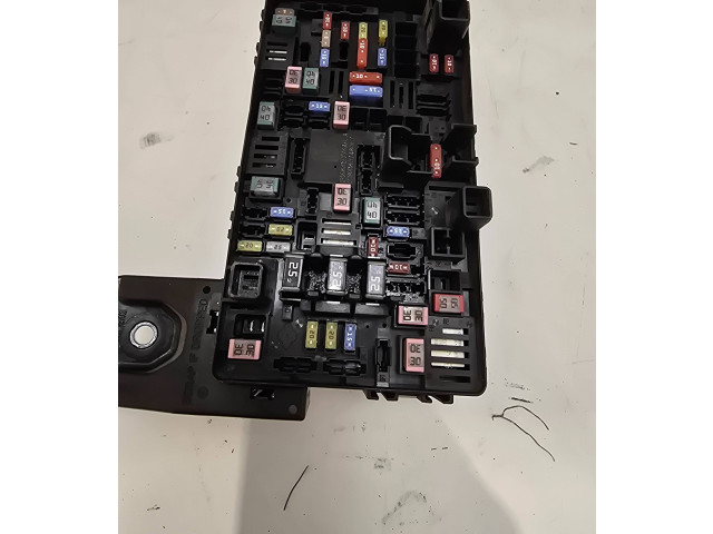   Pojistková skříňka 68312776AC, 831807480   Ram 1500 2022