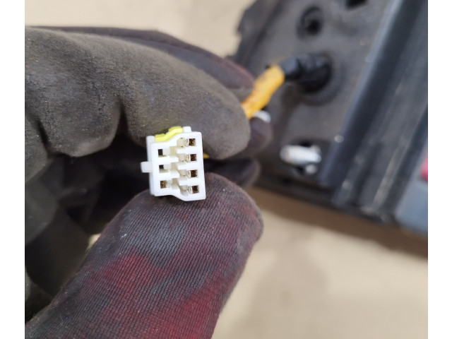 Зеркало электрическое правое Mitsubishi Lancer 2003-2007 года