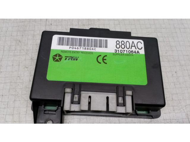 Блок управления 880AC, 31071064A Chrysler Neon II