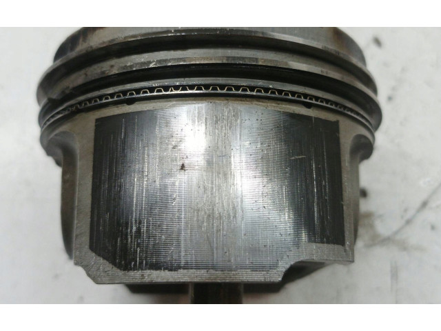  Поршень с шатуном  20V  Audi A3 S3 8L  