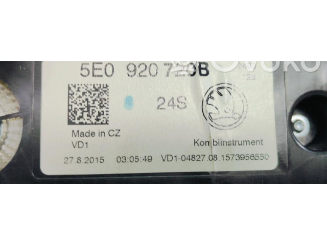 Панель приборов 5E0920720B   Skoda Octavia Mk3 (5E)       