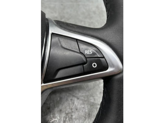 Руль Dacia Sandero - года 484007478R