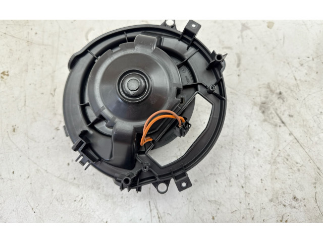 Вентилятор печки    3Q2819021, 3Q2819021   Volkswagen Golf VIII