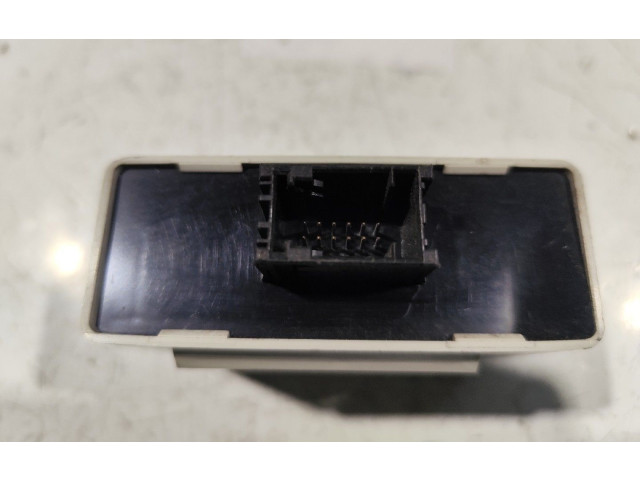 Řídící jednotka SCB100211 Rover 75 1999