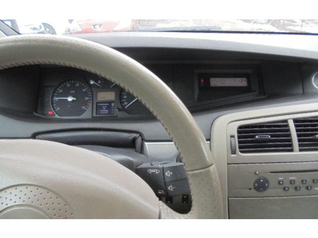 Přístrojová deska Renault Vel Satis 2004