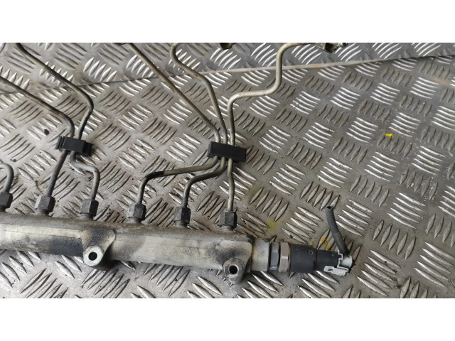 Vstřikovací lišta 0445215010, 8658252 Volvo S60 pro naftový motor 2.4