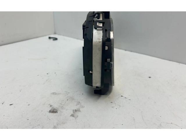 Спидометр (приборный щиток) 8200715181 Renault Clio III