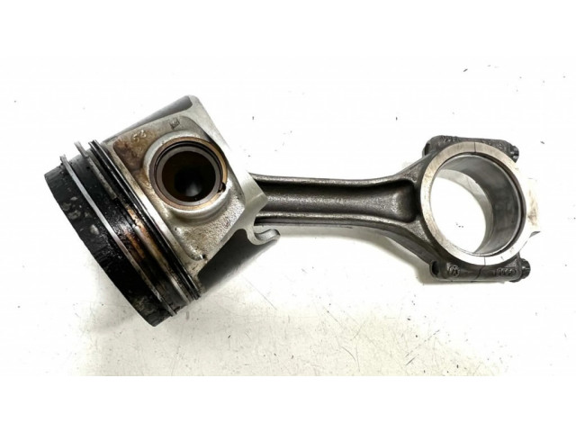 Píst 038JDE, S85V400 Dodge Journey pro naftový motor 2.0