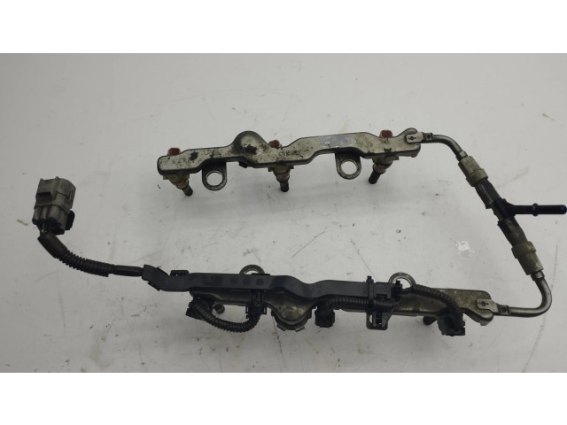 Vstřikovač    Lexus GS 300 350 430 450H  pro benzínový / Электричество motor 3.5  