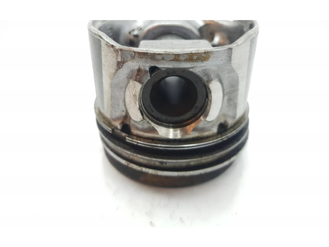 Píst T1DA   Ford Grand C-MAX  pro naftový motor 1.6  