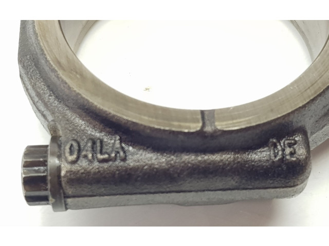 Шатун CRLB 04L105401A, 04L105401A Skoda Superb B8 (3V)