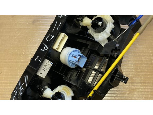 Блок управления климат-контролем 5C24, 61190 Mazda 2