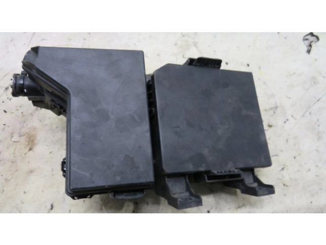 Pojistková skříňka Крышка ящика предохранителей 24383JD00A Nissan Qashqai 2010