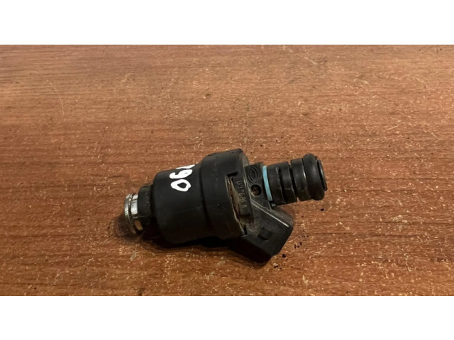 Форсунка D3768FA, D4890    BMW X3 E83   