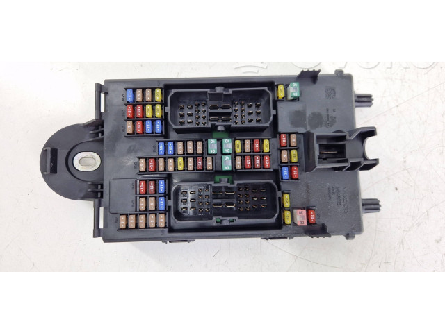 Pojistková skříňka 31682732 Volvo S90, V90 2017