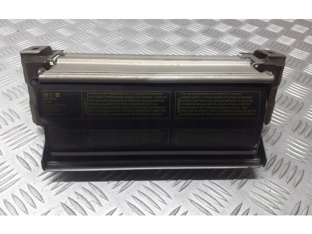 Подушка безопасности пассажира Skoda Octavia Mk1 (1U)