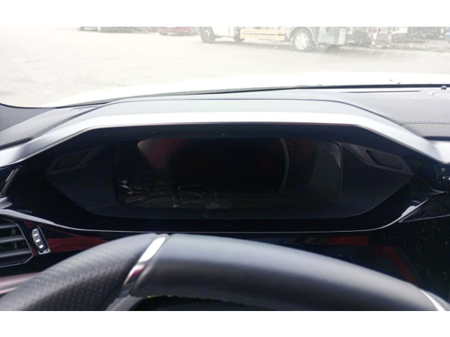 Панель приборов    Peugeot 408 I       