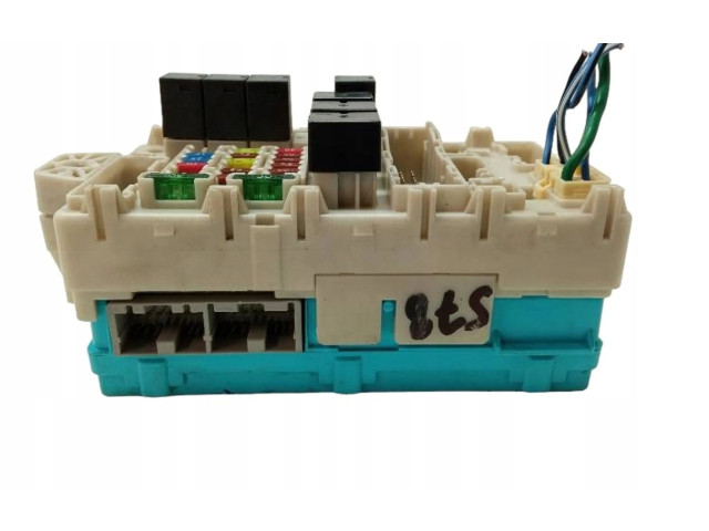 Блок предохранителей 50610-1319, MR587875 Mitsubishi Lancer