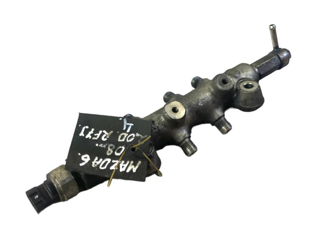 Топливная рампа    Mazda 5 2.0 