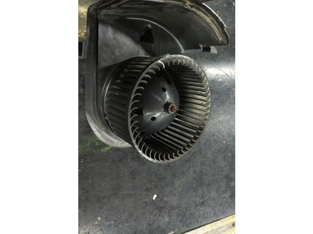 Вентилятор печки    1H1820021   Volkswagen Golf III