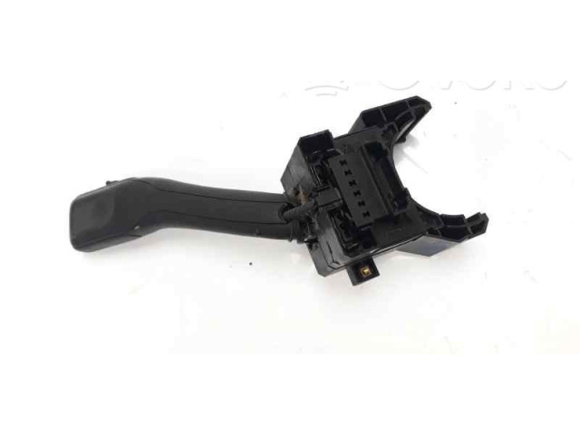 Ручка стеклоочистителей 4B0953503F Audi A3 S3 8L