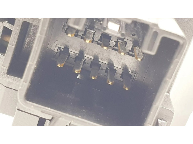 Ручка стеклоочистителей 8A6T17A553AC, 0122650207   Ford Ecosport