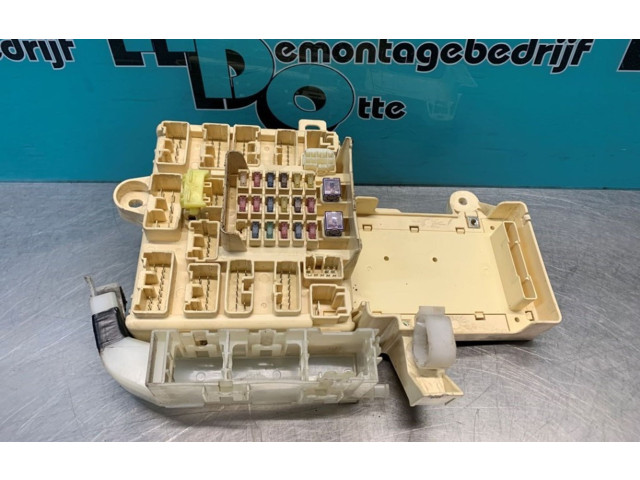 Pojistková skříňka NIETAANWEZIG, NIETAANWEZIG Lexus 200-300 2002