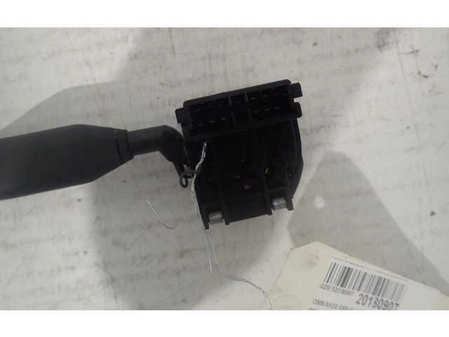 Ручка стеклоочистителей Renault Clio I