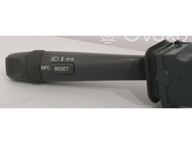 Ручка стеклоочистителей 02W40A Volvo XC90