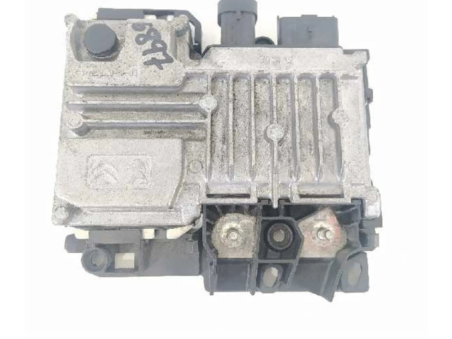 Блок управления 9810858280, 00228085151 Peugeot 2008 I