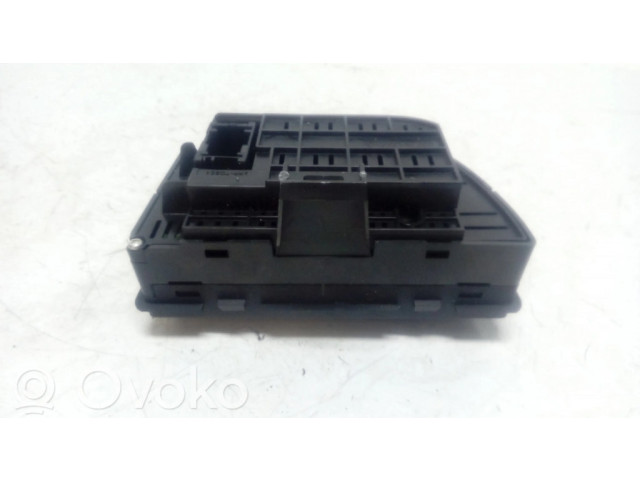 Блок управления климат-контролем 9652389577   Citroen C4 Grand Picasso